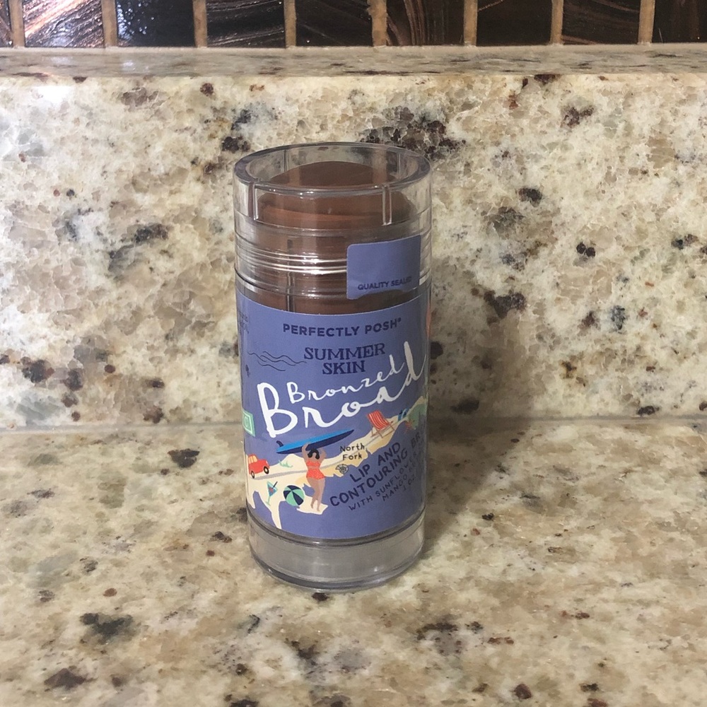 Posh bronzer stick